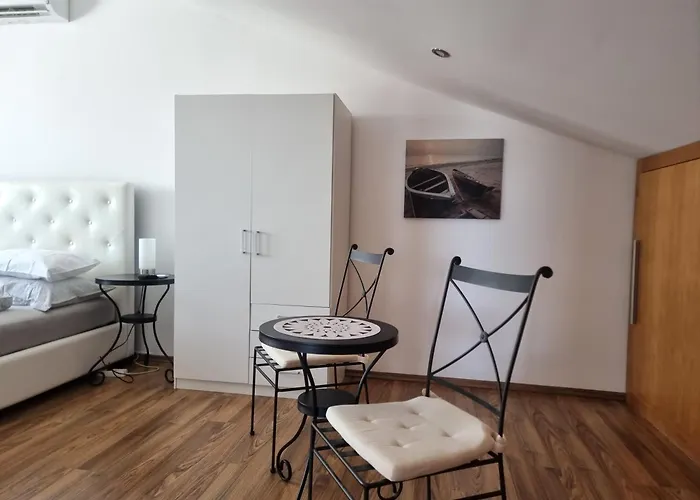 Tirza Apartmán